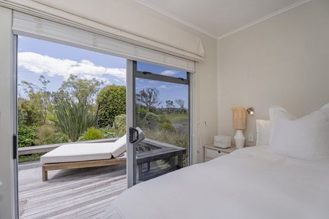 Photo of property in 55 Hornsea Road, Tairua, 3508