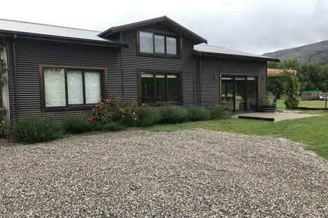 Photo of property in 66 Gladsmuir Road, Queensberry, Cromwell, 9383