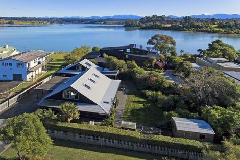Photo of property in 50 Tahi Street, Mapua, 7005