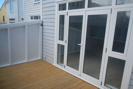 Photo of property in Pirie Street Townhouses, 32/35u Pirie Street, Mount Victoria, Wellington, 6011