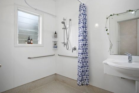 Photo of property in 38 Taylor Street, Cambridge, 3434