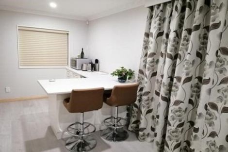 Photo of property in 76 Ferndown Avenue, Papatoetoe, Auckland, 2025