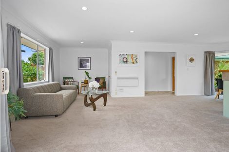 Photo of property in 49 Weld Street, Cambridge, 3434