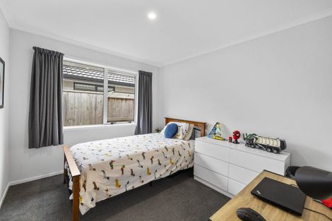 Photo of property in 8 Kanapa Close, Papamoa, 3118