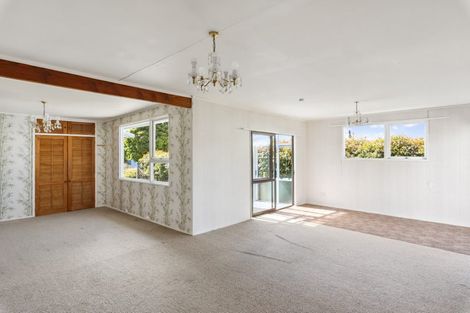 Photo of property in 24 Makarini Street, Paraparaumu, 5032