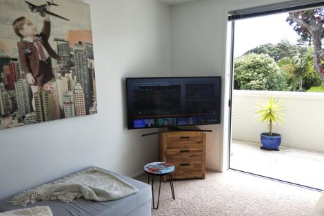 Photo of property in 9/3 Riverside Road, Orewa, 0931