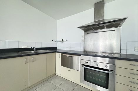 Photo of property in 5/41 Home Street, Mount Victoria, Wellington, 6011