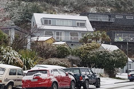 Photo of property in 32 Avalon Crescent, Fernhill, Queenstown, 9300