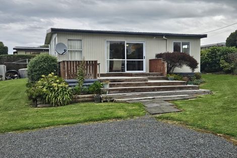 Photo of property in 1 Ngaio Street, Kaka Point, 9271