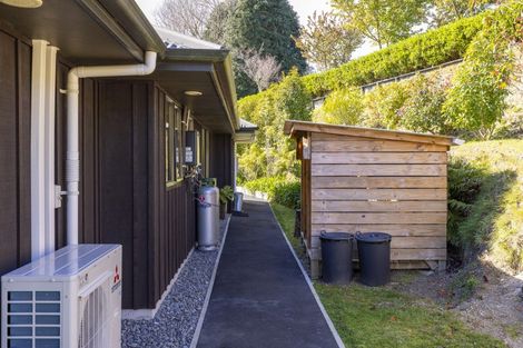 Photo of property in 11 Dalmore Way, Acacia Bay, Taupo, 3385