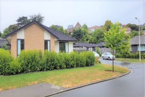 Photo of property in 1 Grapnel Lane, Whitby, Porirua, 5024