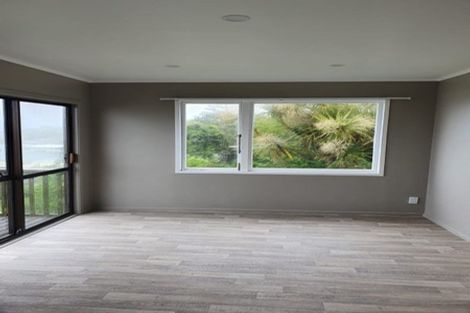 Photo of property in 38 Bassett Road, Johnsonville, Wellington, 6037