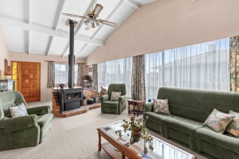 Photo of property in 35 Lyttelton Crescent, Tamatea, Napier, 4112