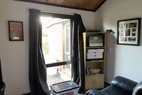 Photo of property in 37 Carter Crescent, Awapuni, Palmerston North, 4412