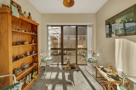 Photo of property in 17 Bradshaw Terrace, Riccarton, Christchurch, 8011