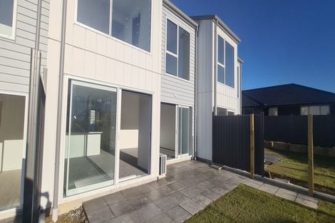 Photo of property in 75 Hokioi Drive, Kenepuru, Porirua, 5022