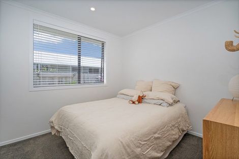 Photo of property in 5 Victoria Street, Coromandel, 3506