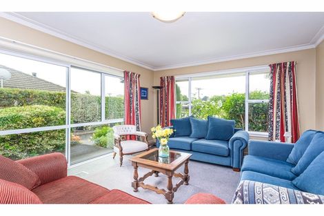 Photo of property in 15 Manuka Street, Mairehau, Christchurch, 8013