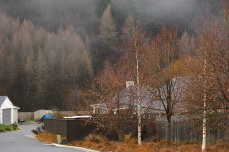 Photo of property in 1 Fletcher Way, Arrowtown, 9302