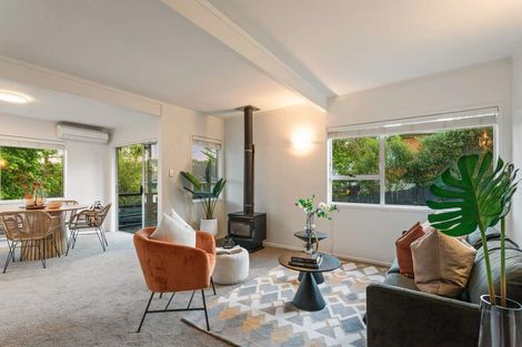 Photo of property in 18a Puketitiro Street, Glen Eden, Auckland, 0602