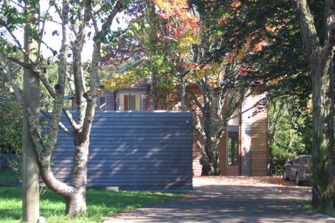 Photo of property in 549 South Titirangi Road, Titirangi, Auckland, 0604