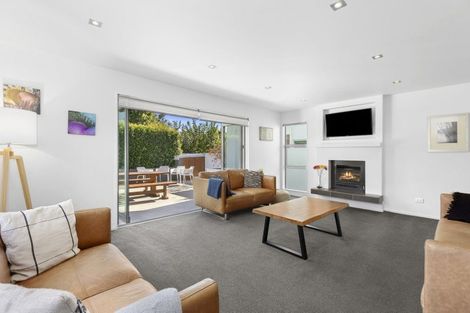 Photo of property in 15 Jessies Crescent, Wanaka, 9305