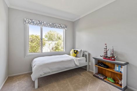 Photo of property in 12 Regent Drive, Paraparaumu Beach, Paraparaumu, 5032