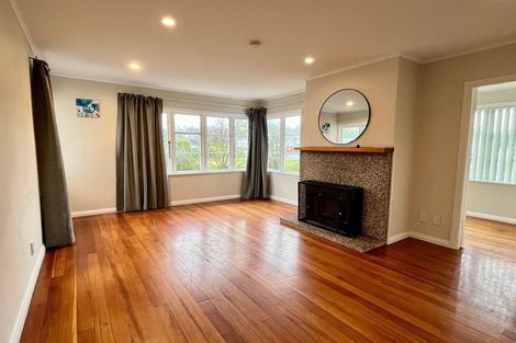 Photo of property in 2 Giesen Road, Feilding, 4702