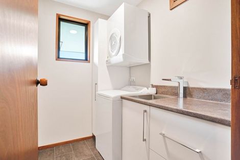 Photo of property in 9 Shamrock Place, Halswell, Christchurch, 8025