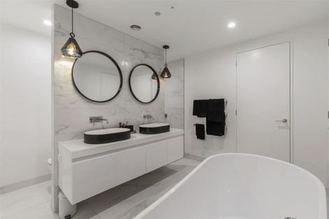 Photo of property in Sugar Lane Apartments, 11/31 Rawene Road, Birkenhead, Auckland, 0626