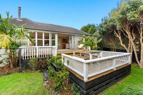 Photo of property in 34 Muriwai Road, Waimauku, 0812