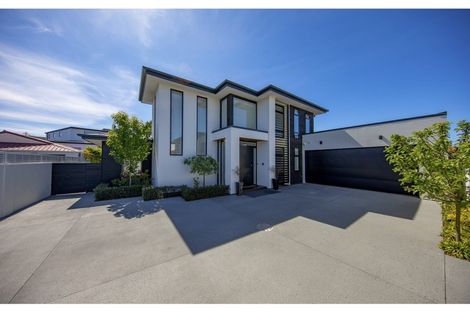 Photo of property in 67 Mansfield Avenue, St Albans, Christchurch, 8014