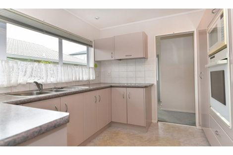 Photo of property in 2/448 Hibiscus Coast Highway, Orewa, 0931
