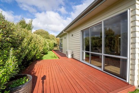 Photo of property in 42 Waverton Terrace, Churton Park, Wellington, 6037