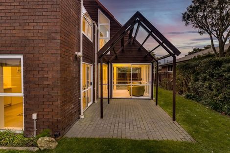 Photo of property in 143 Memorial Avenue, Burnside, Christchurch, 8053