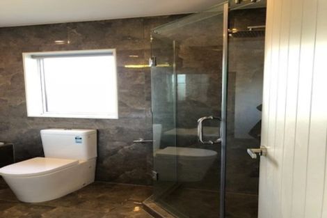 Photo of property in 19 Cheval Drive, Totara Vale, Auckland, 0629