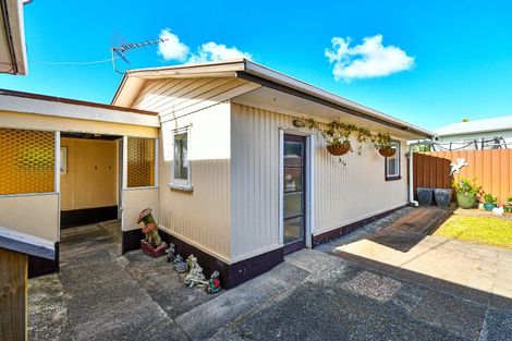 Photo of property in 8 Capella Place, Manurewa, Auckland, 2102