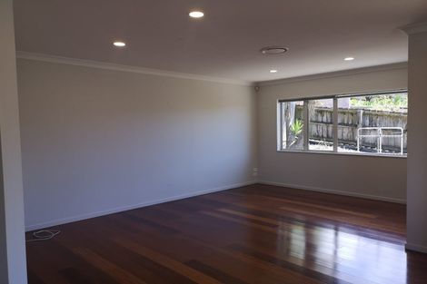 Photo of property in 7a Lyttelton Avenue, Forrest Hill, Auckland, 0620