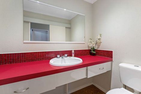 Photo of property in 10 Kapua Place, Taupo, 3330