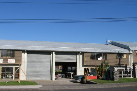 Photo of property in 1/111 Old Wairoa Road, Papakura, 2110