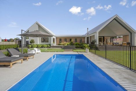 Photo of property in 5 Matai Grove, Greytown, 5712