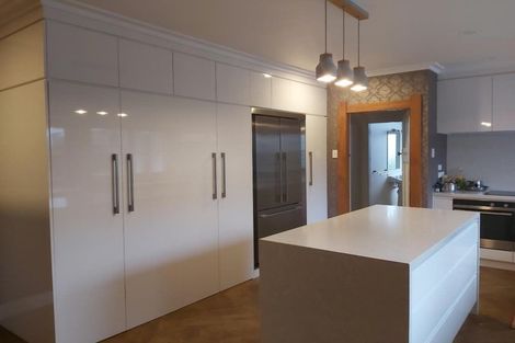 Photo of property in 35 Victoria Street, Hawera, 4610