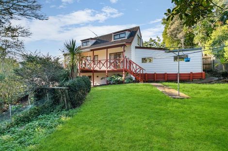 Photo of property in 2/133b Manuka Road, Bayview, Auckland, 0629