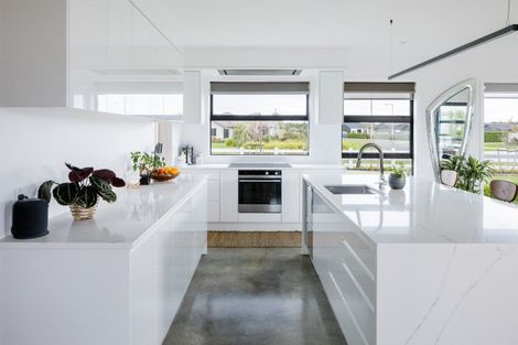 Photo of property in 16 Kaniera Terrace, Cambridge, 3434