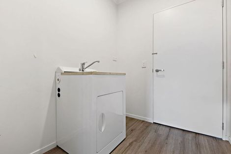 Photo of property in 32 George Square West, Wigram, Christchurch, 8025