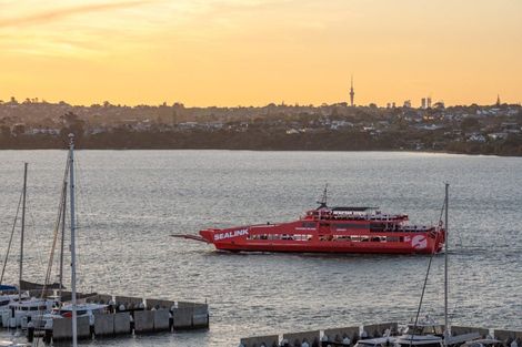 Photo of property in 47c Takutai Avenue, Half Moon Bay, Auckland, 2012