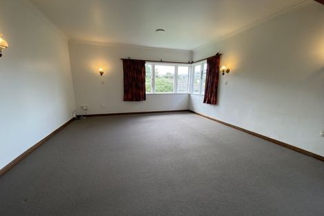 Photo of property in 7 Bassett Road, Johnsonville, Wellington, 6037