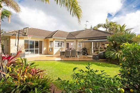 Photo of property in 8 Moycullien Lane, East Tamaki Heights, Auckland, 2016