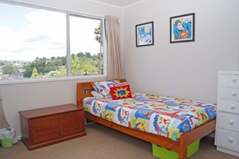 Photo of property in 12 Glenbervie Crescent, Massey, Auckland, 0614