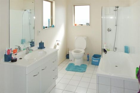 Photo of property in 13 Kora Avenue, Ranui, Auckland, 0612